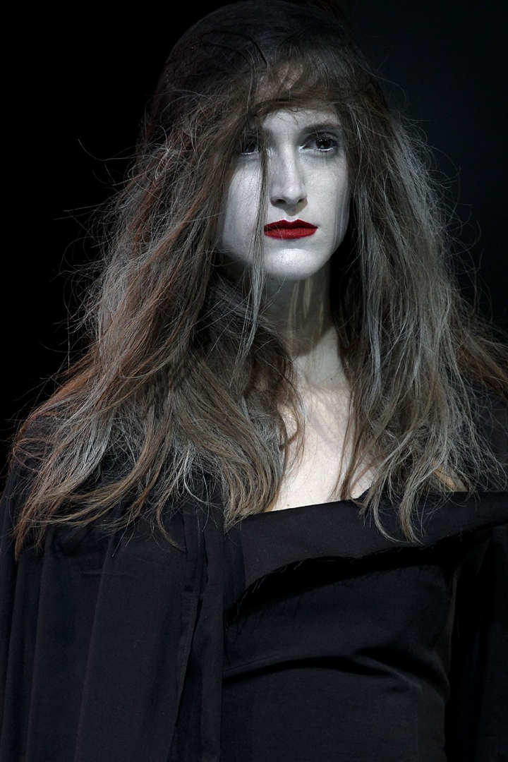 Yohji Yamamoto 2011 İlkbahar/Yaz Detay