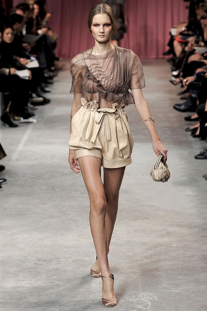 Nina Ricci 2011 İlkbahar/Yaz