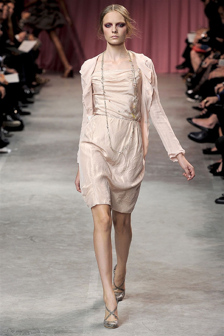 Nina Ricci 2011 İlkbahar/Yaz