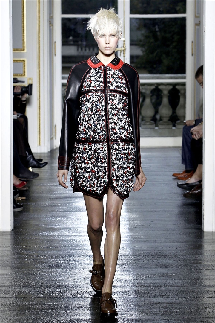 Balenciaga 2011 İlkbahar/Yaz