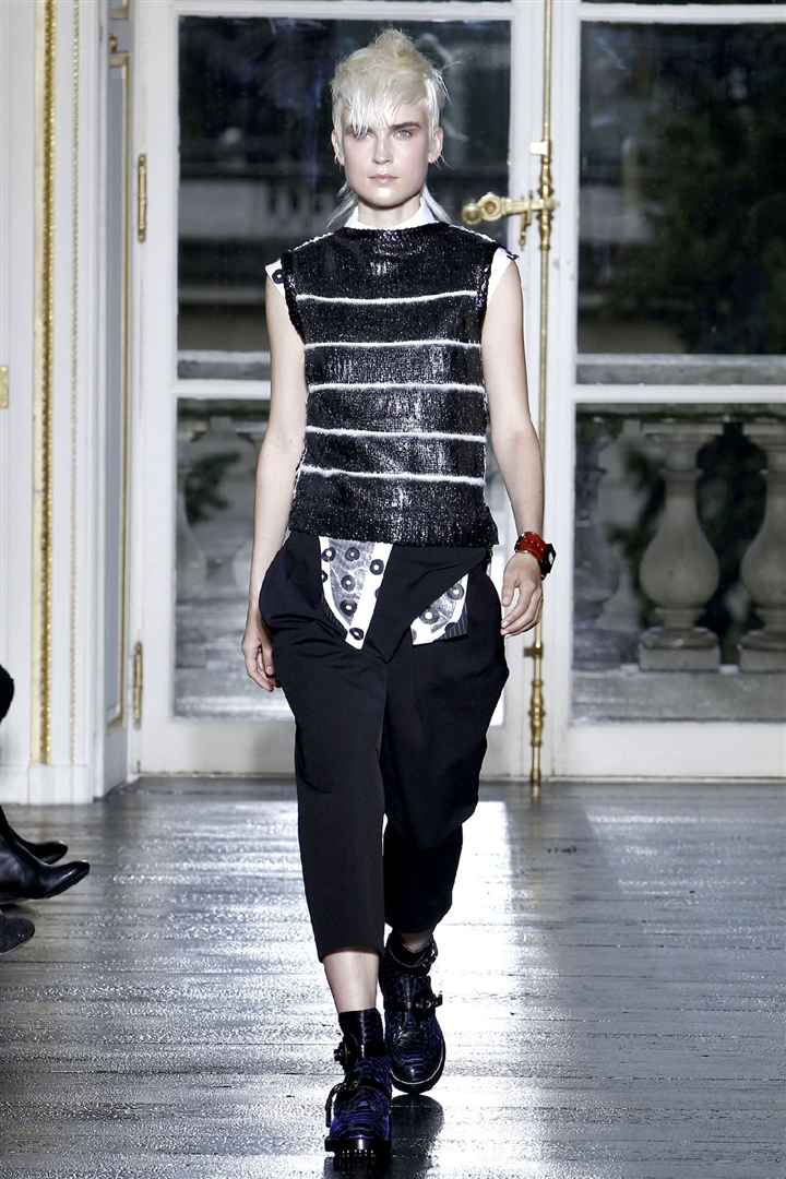 Balenciaga 2011 İlkbahar/Yaz