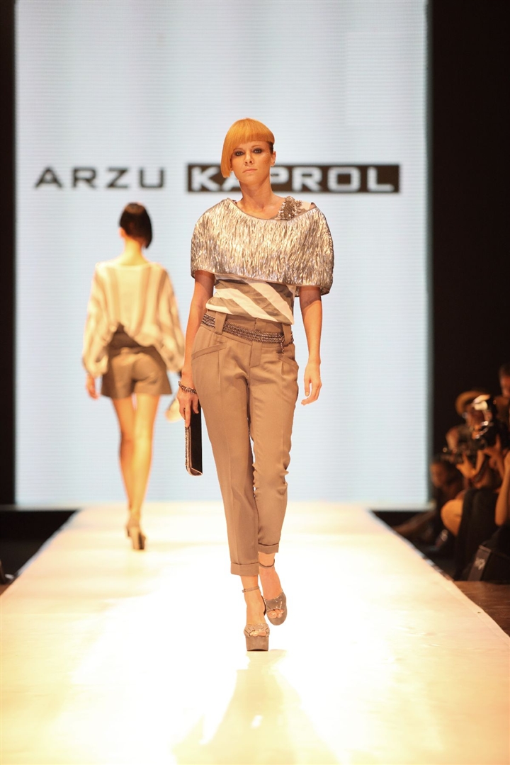 Arzu Kaprol 2011 İlkbahar/Yaz