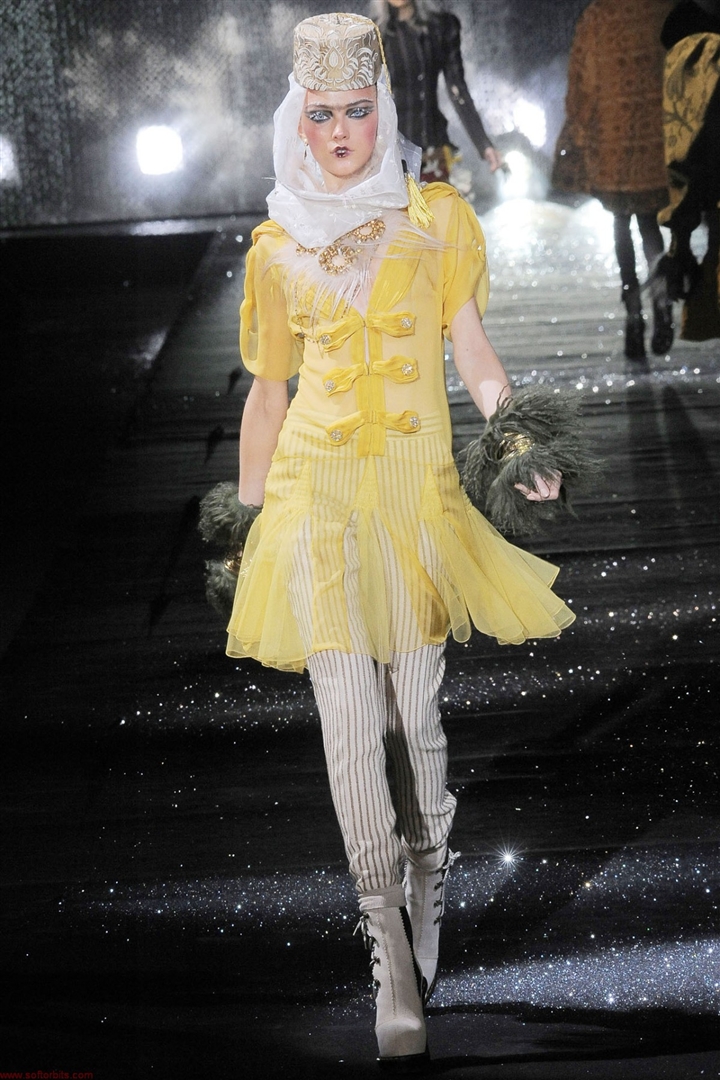 John Galliano 2010-2011 Sonbahar/Kış