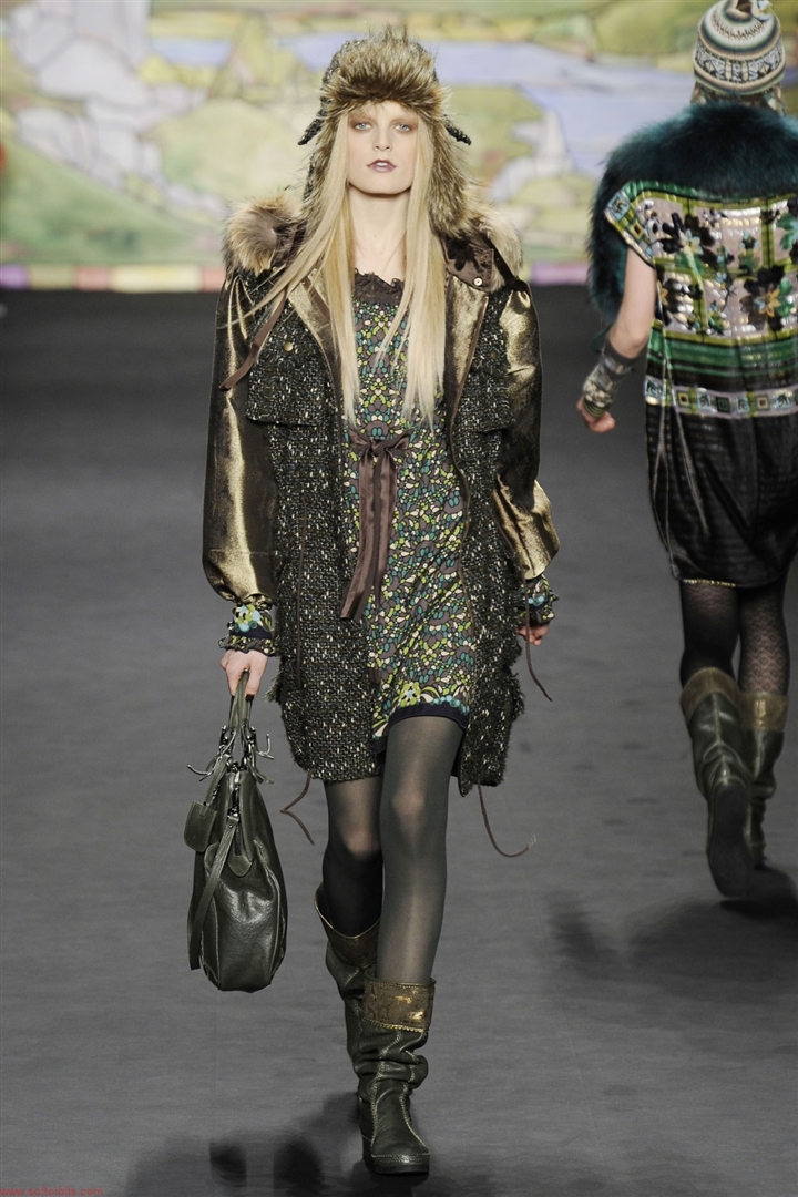 Anna Sui 2010-2011 Sonbahar/Kış