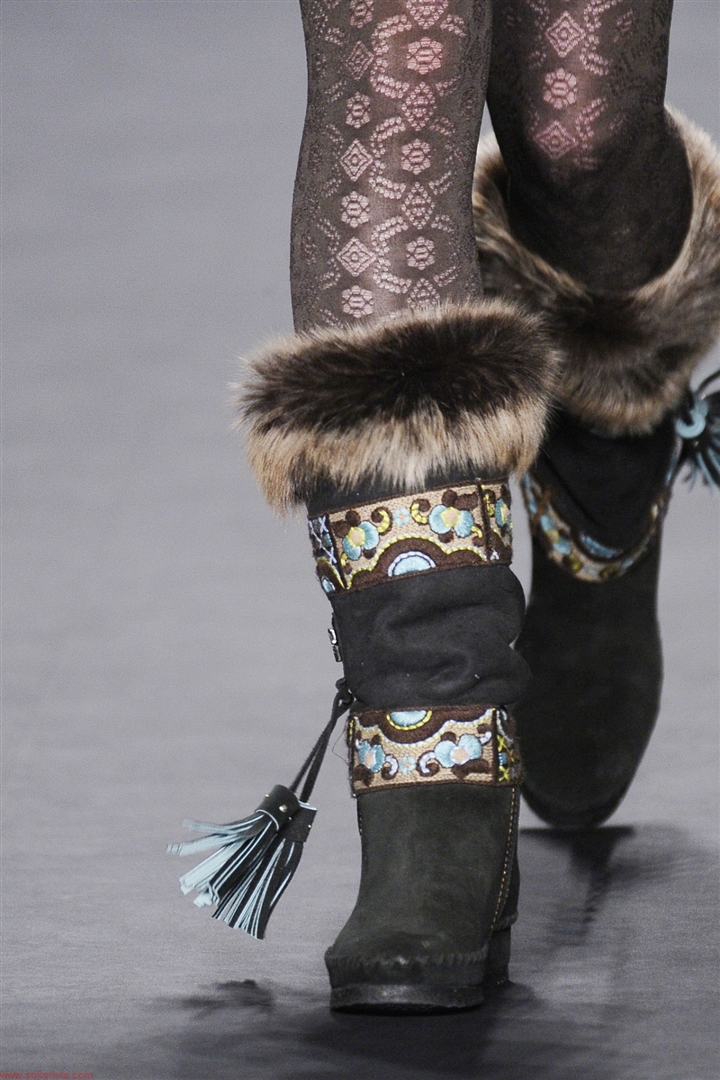 Anna Sui 2010-2011 Sonbahar/Kış Detay