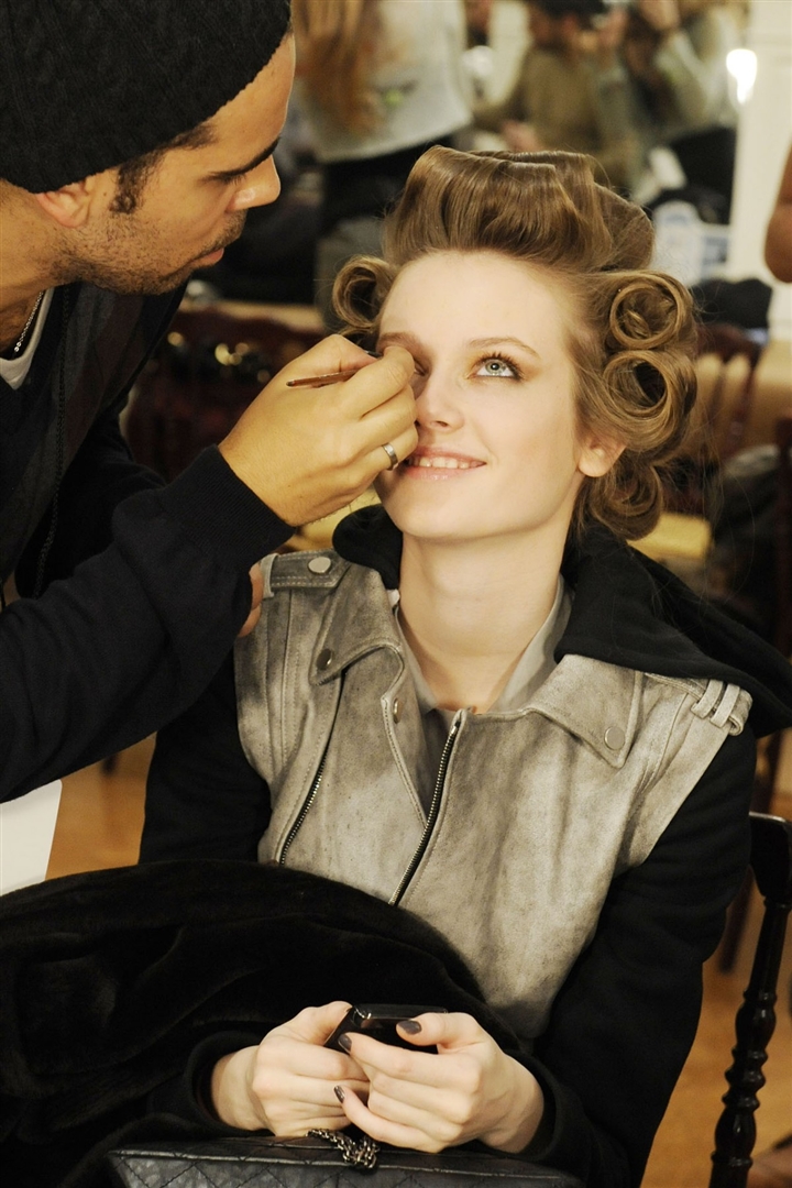 Oscar de la Renta 2010-2011 Sonbahar/Kış Güzellik