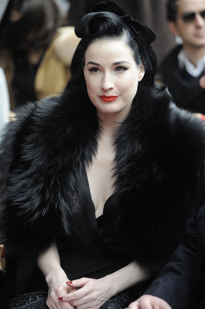 Alexis Mabille 2010 İlkbahar/Yaz Couture Ön Sıradakiler
