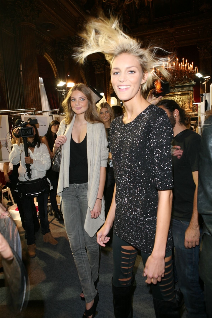 Balmain 2009 İlkbahar/Yaz Çekim Arkası