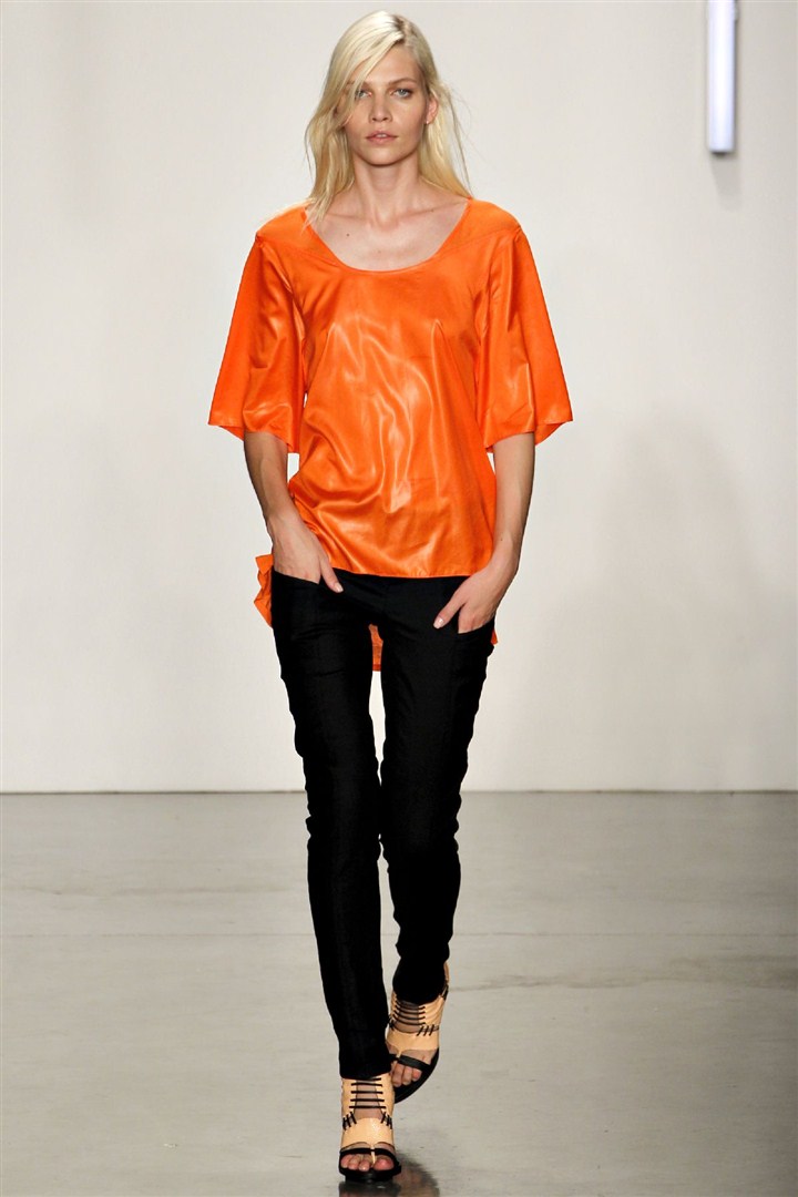 Helmut Lang 2013 İlkbahar/Yaz