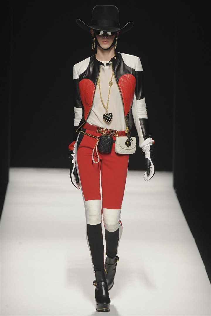 Moschino 2012-2013 Sonbahar/Kış