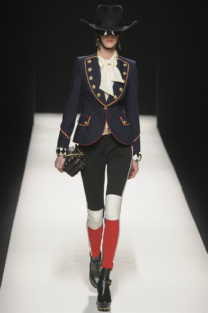 Moschino 2012-2013 Sonbahar/Kış