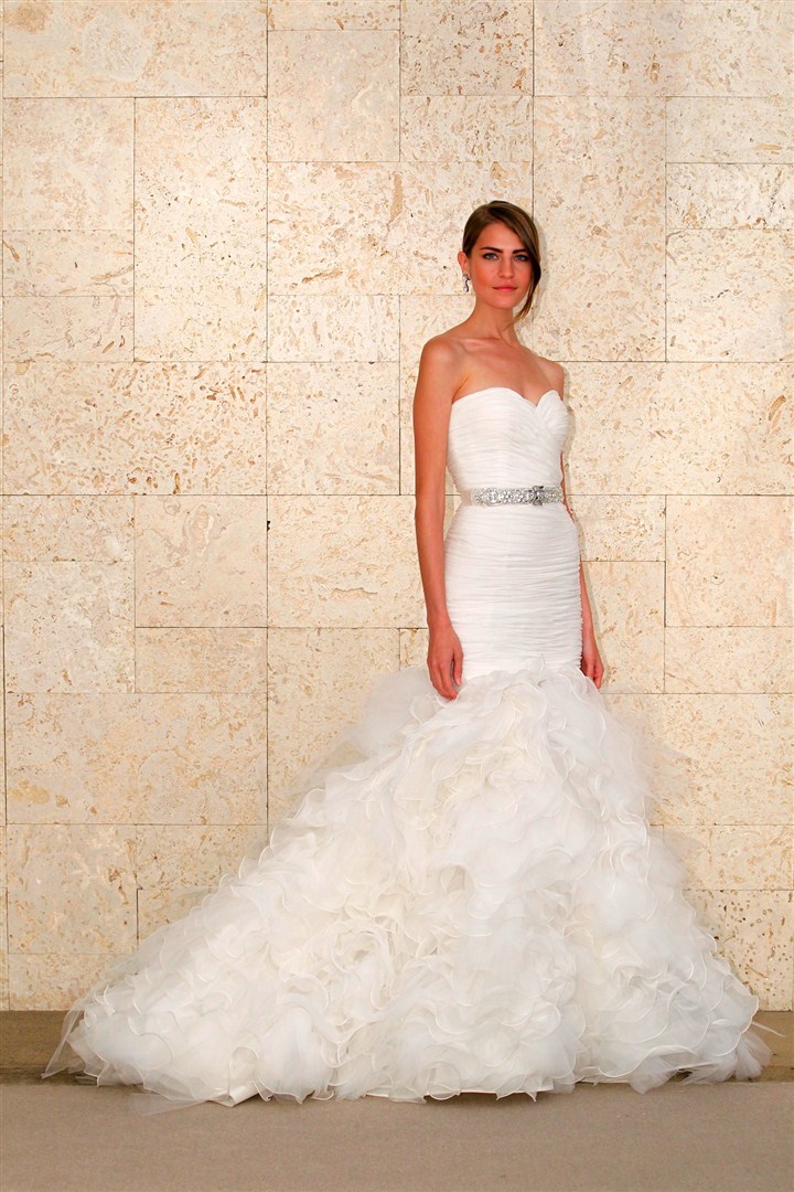 Oscar de la Renta 2012-2013 Sonbahar/Kış Gelinlik