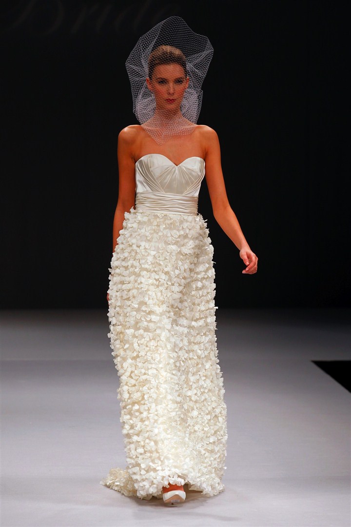 Badgley Mischka 2012-2013 Sonbahar/Kış Gelinlik