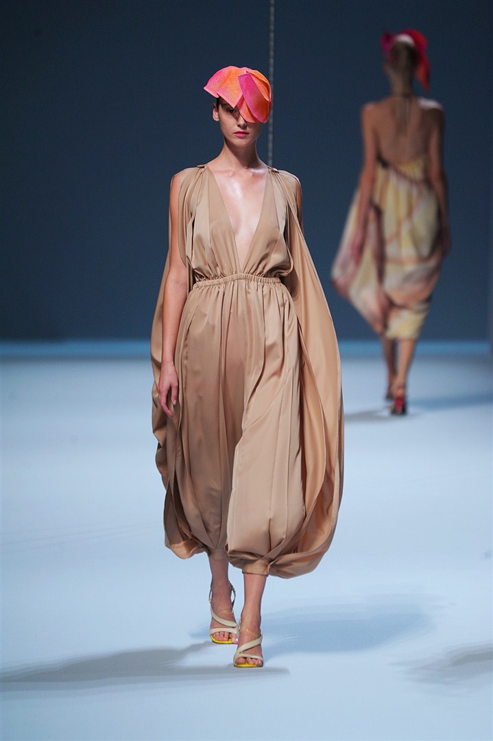 Issey Miyake 2012 İlkbahar/Yaz