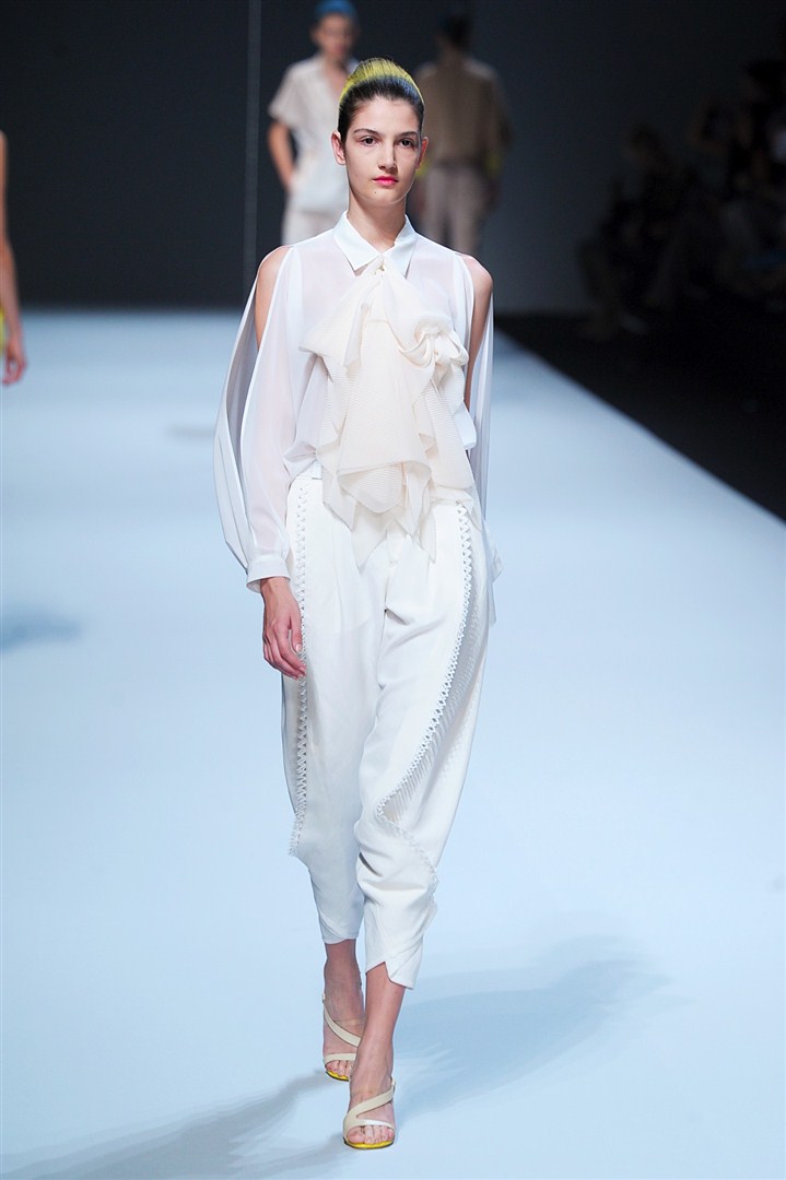 Issey Miyake 2012 İlkbahar/Yaz