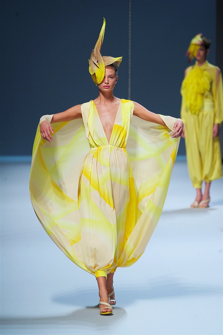 Issey Miyake 2012 İlkbahar/Yaz