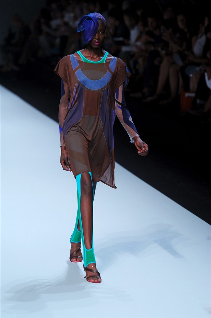 Issey Miyake 2012 İlkbahar/Yaz