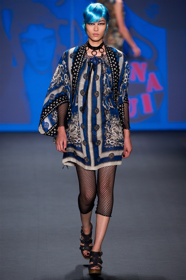 Anna Sui 2013 İlkbahar/Yaz