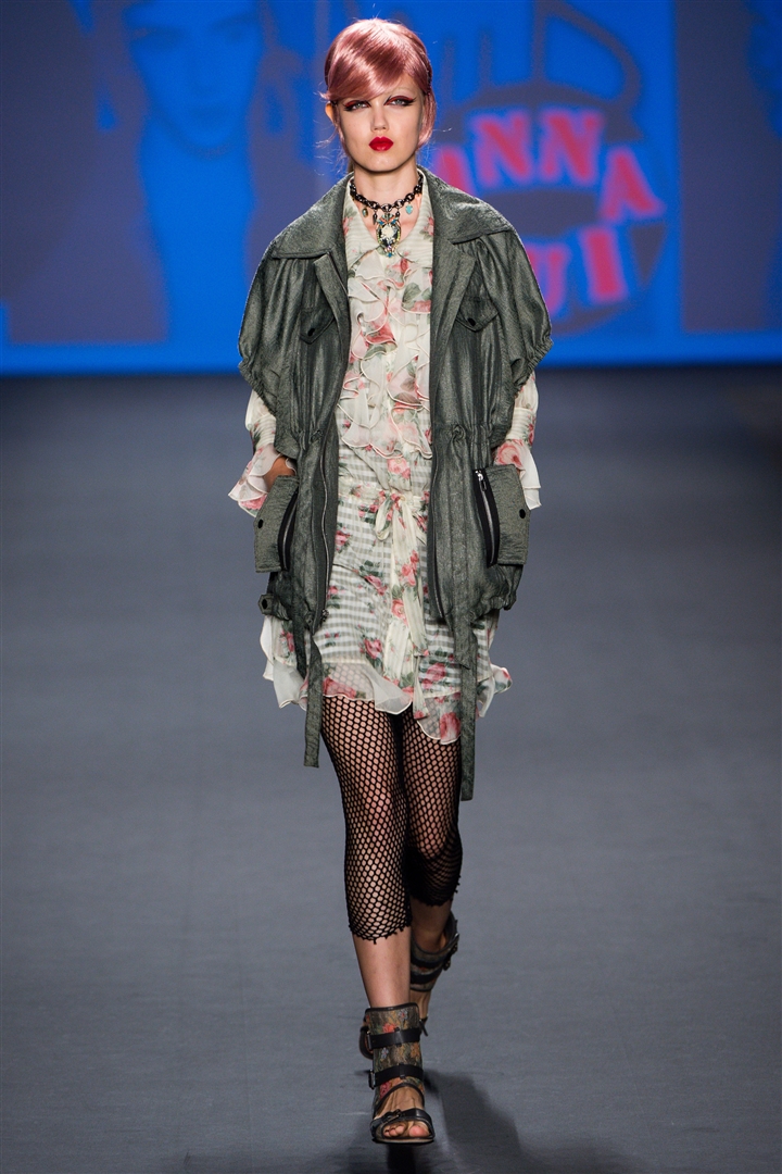 Anna Sui 2013 İlkbahar/Yaz