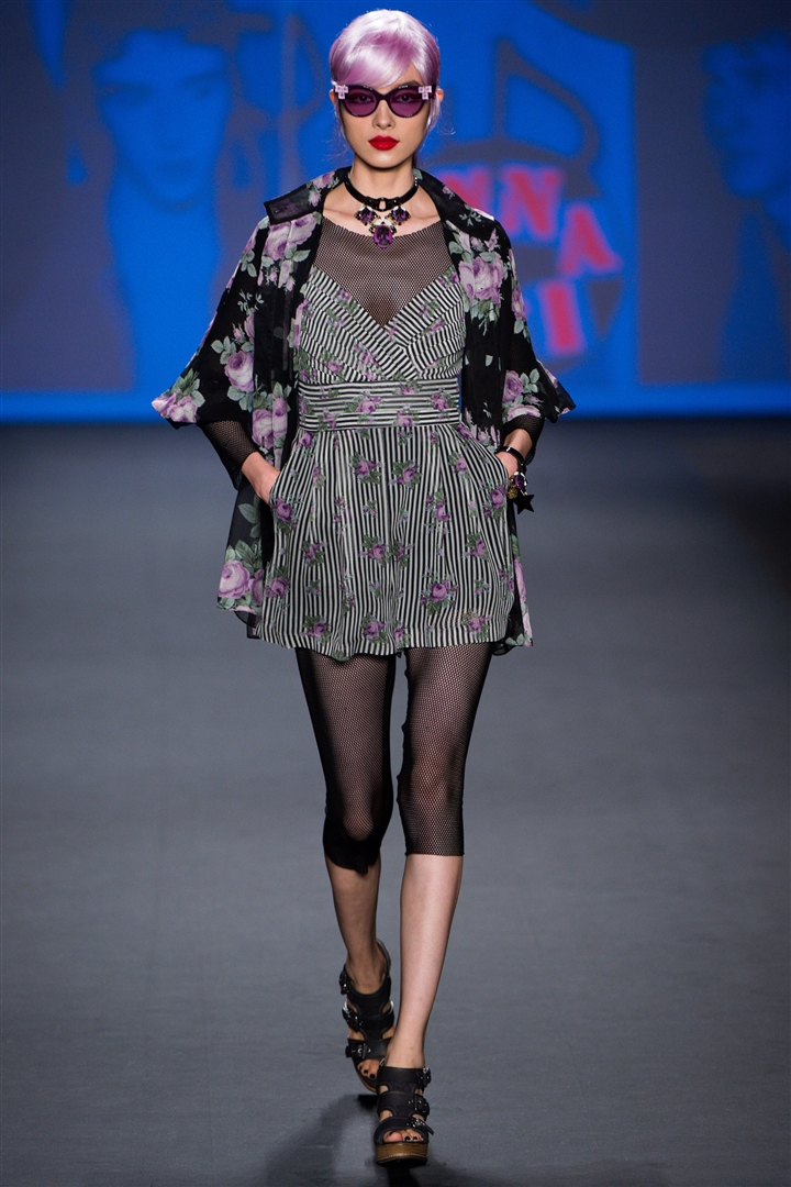 Anna Sui 2013 İlkbahar/Yaz