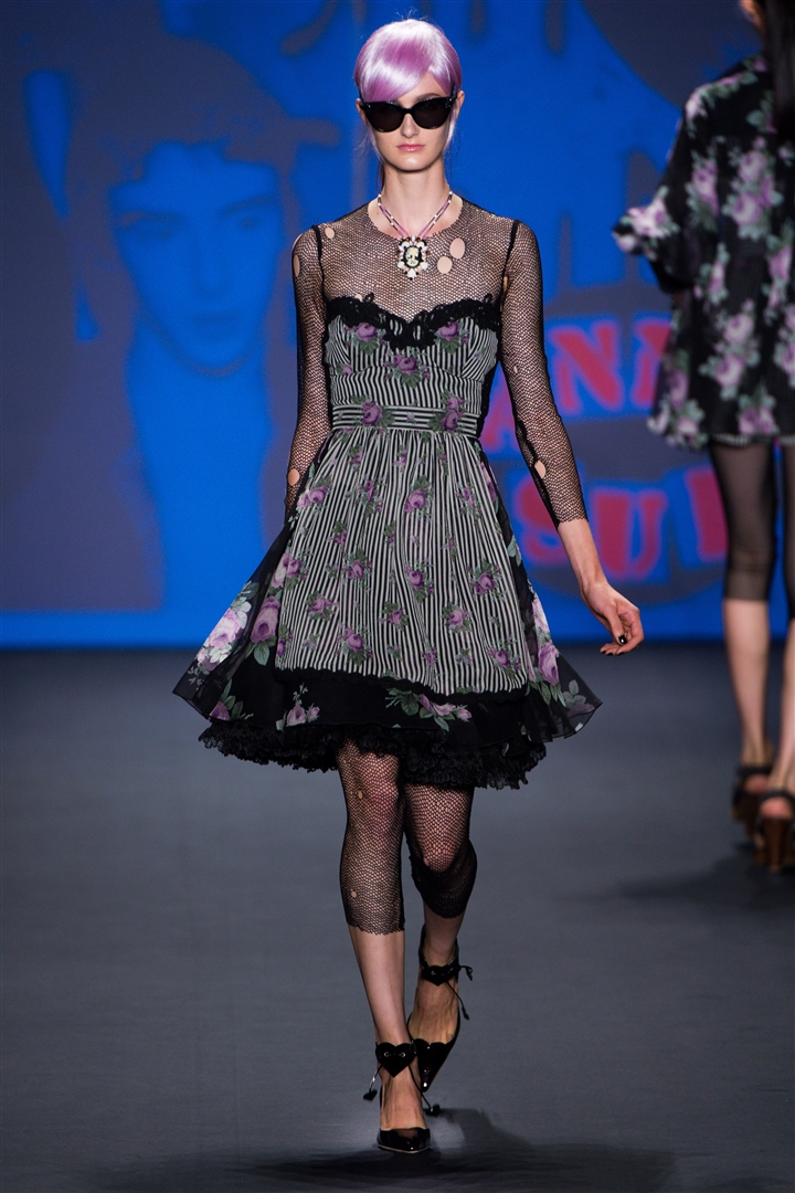 Anna Sui 2013 İlkbahar/Yaz