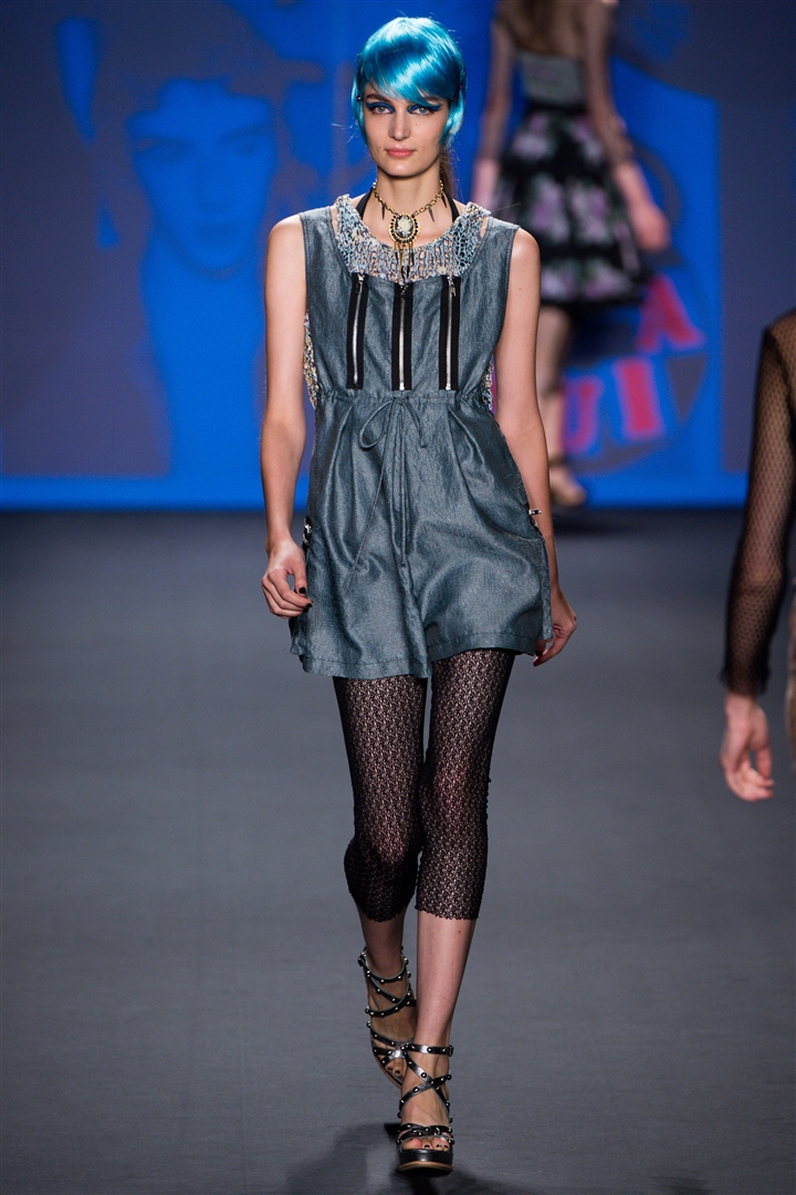 Anna Sui 2013 İlkbahar/Yaz