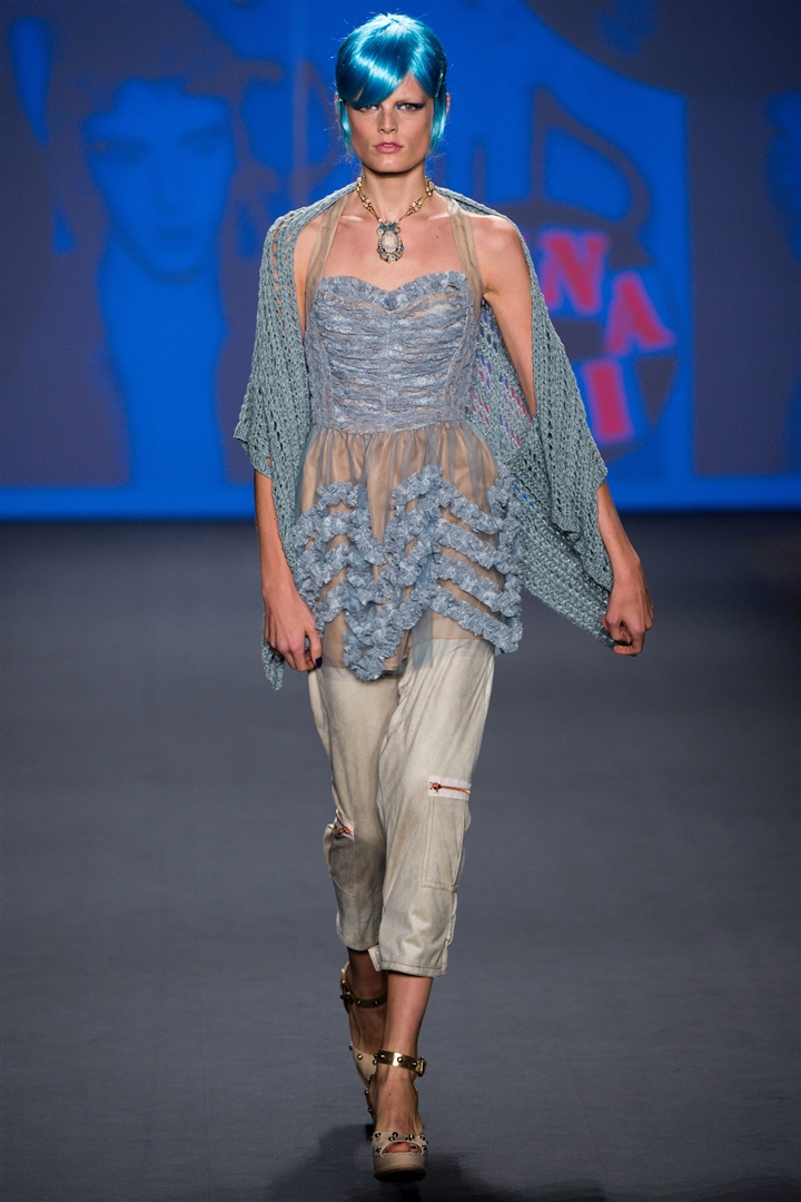 Anna Sui 2013 İlkbahar/Yaz