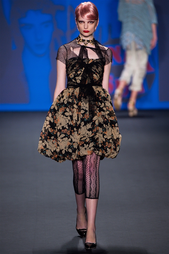 Anna Sui 2013 İlkbahar/Yaz