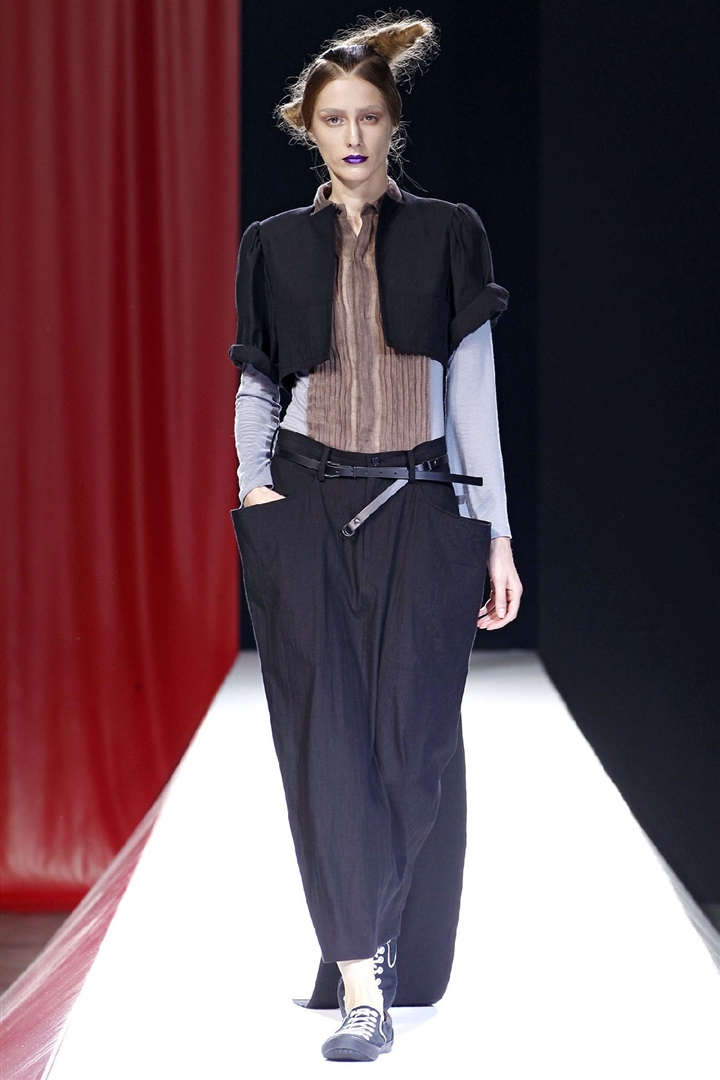 Yohji Yamamoto 2012 İlkbahar/Yaz