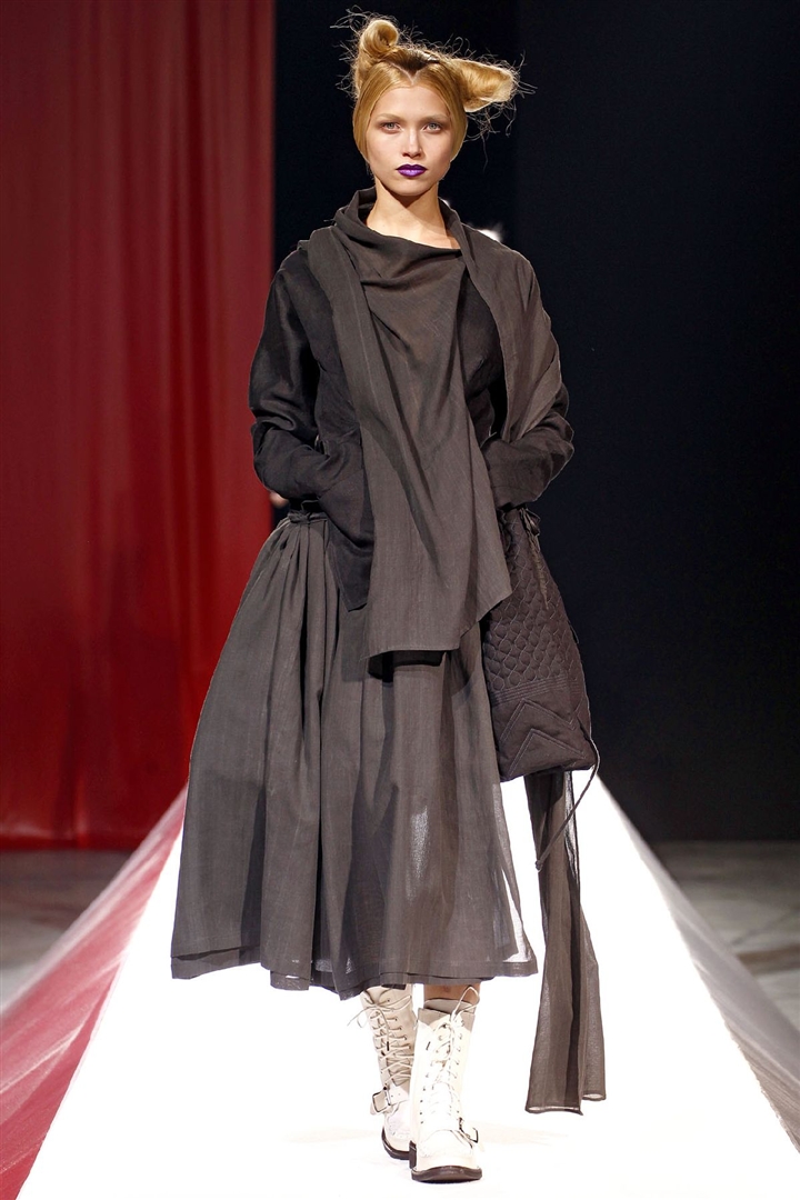 Yohji Yamamoto 2012 İlkbahar/Yaz