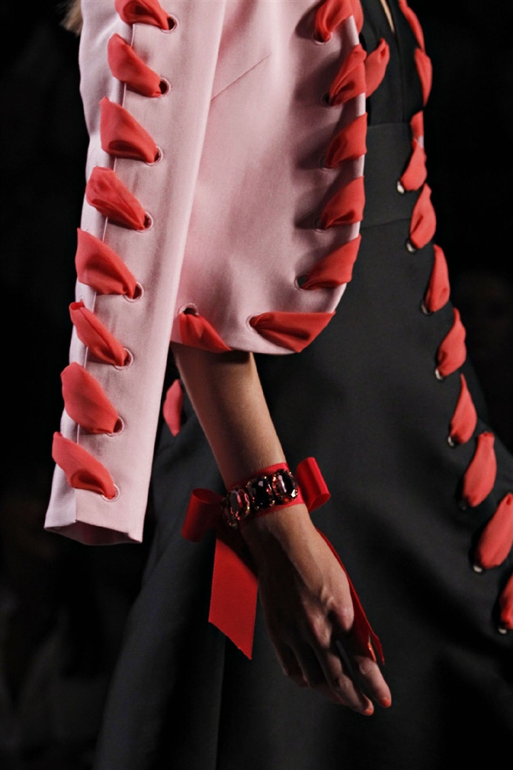 Viktor & Rolf 2012 İlkbahar/Yaz Detay