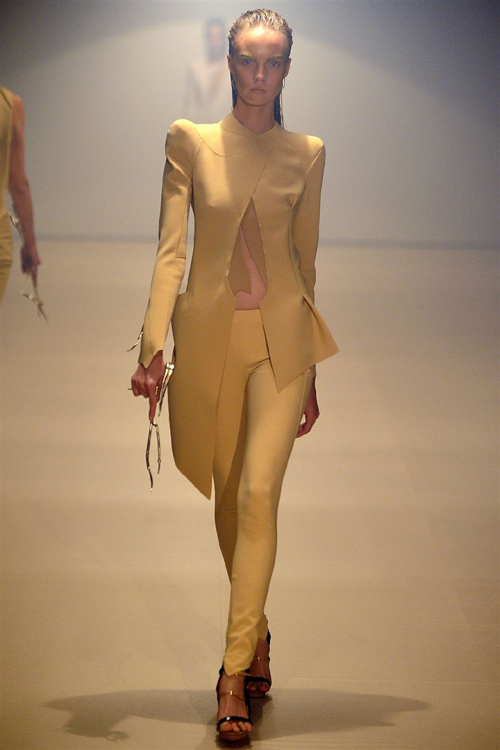 Mugler 2012 İlkbahar/Yaz