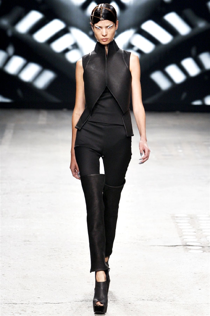 Gareth Pugh 2012 İlkbahar/Yaz