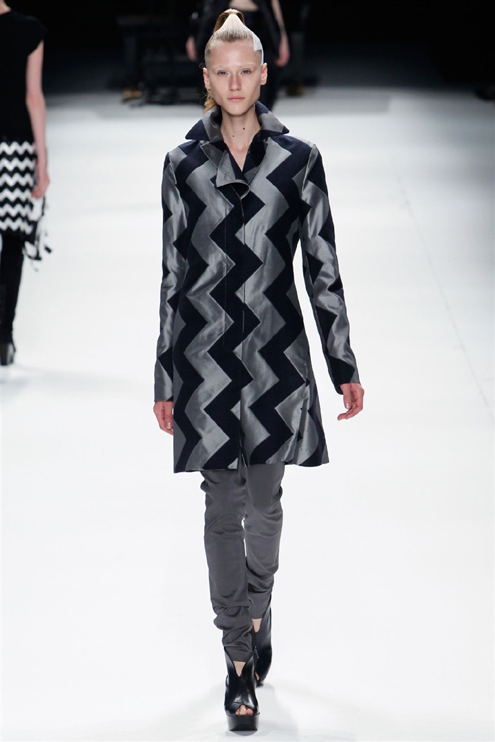 Issey Miyake 2011-2012 Sonbahar/Kış