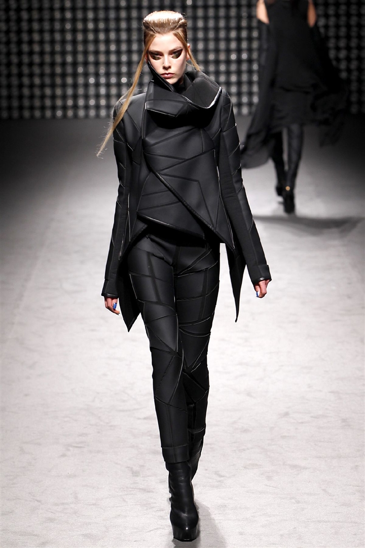 Gareth Pugh 2011-2012 Sonbahar/Kış