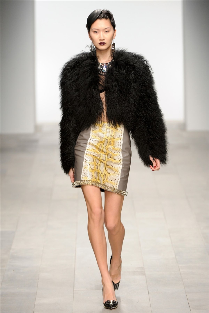 Holly Fulton 2011-2012 Sonbahar/Kış