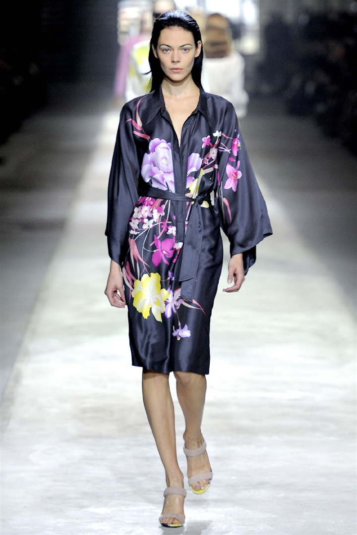 Dries Van Noten 2011 İlkbahar/Yaz