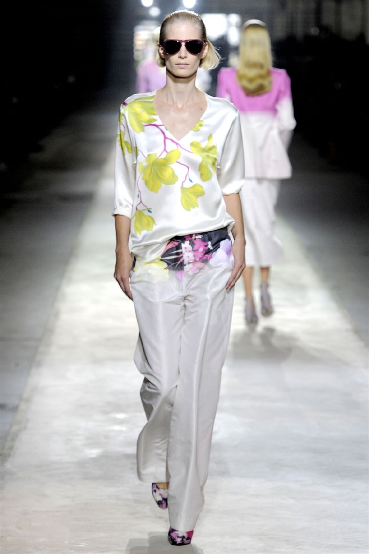 Dries Van Noten 2011 İlkbahar/Yaz