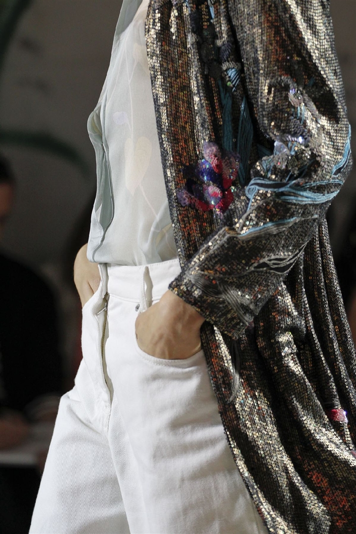 Dries Van Noten 2011 İlkbahar/Yaz Detay