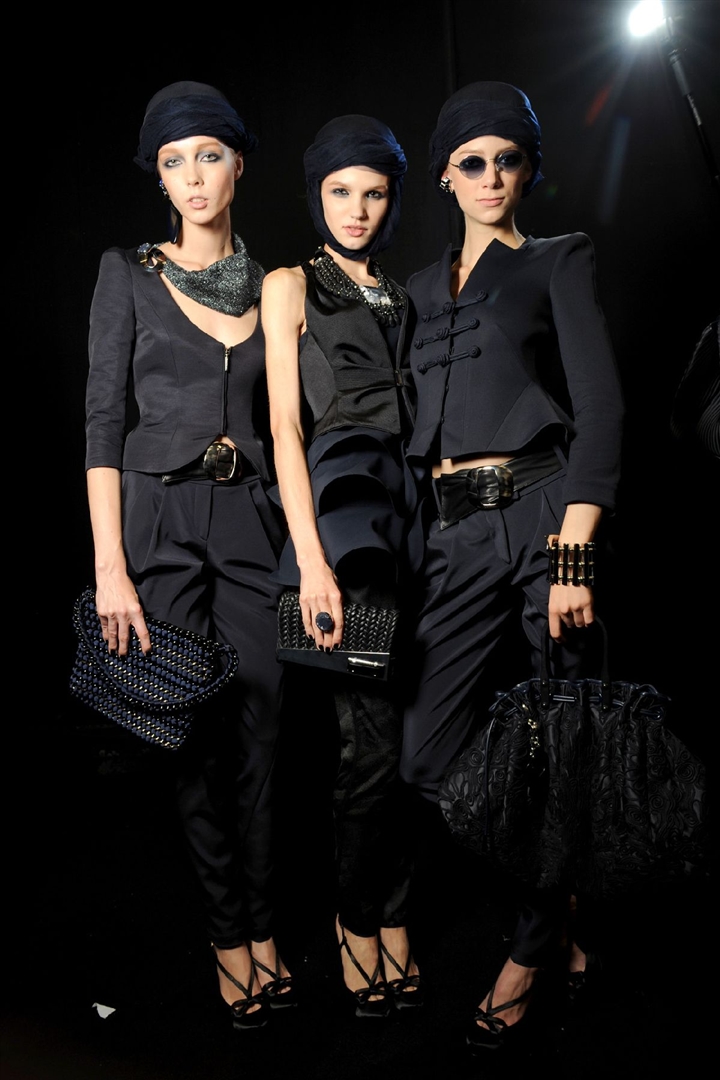 Giorgio Armani 2011 İlkbahar/Yaz Çekim Arkası