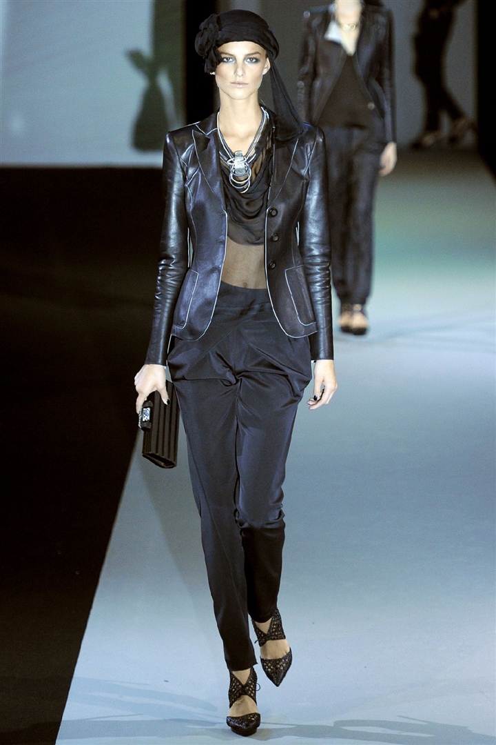 Giorgio Armani 2011 İlkbahar/Yaz