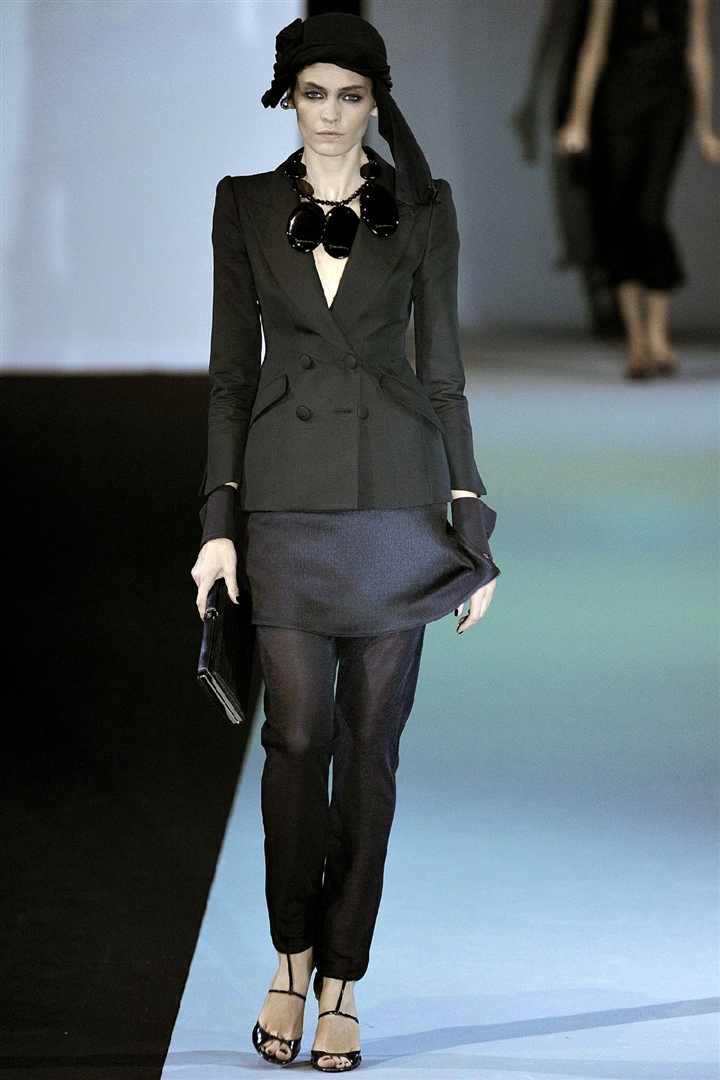 Giorgio Armani 2011 İlkbahar/Yaz