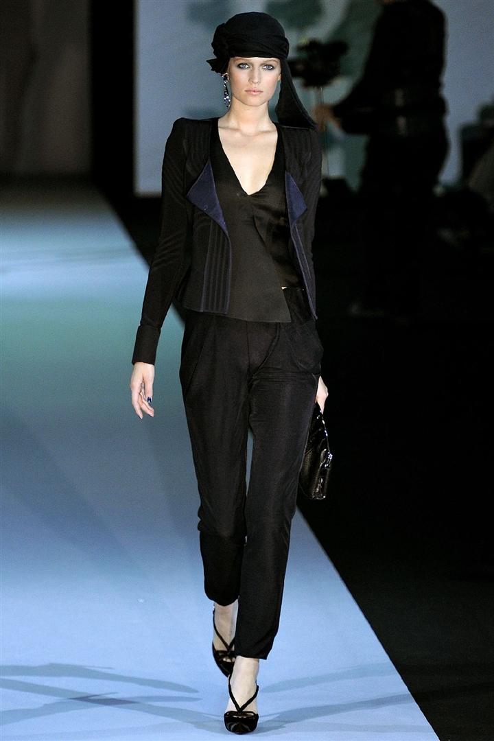 Giorgio Armani 2011 İlkbahar/Yaz