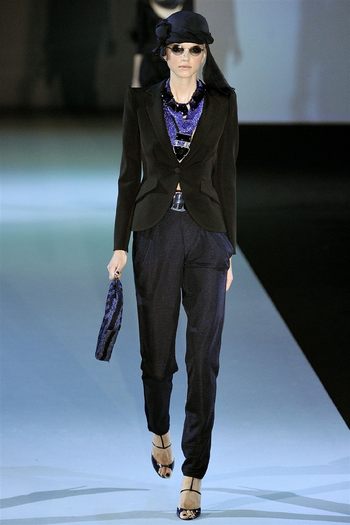 Giorgio Armani 2011 İlkbahar/Yaz