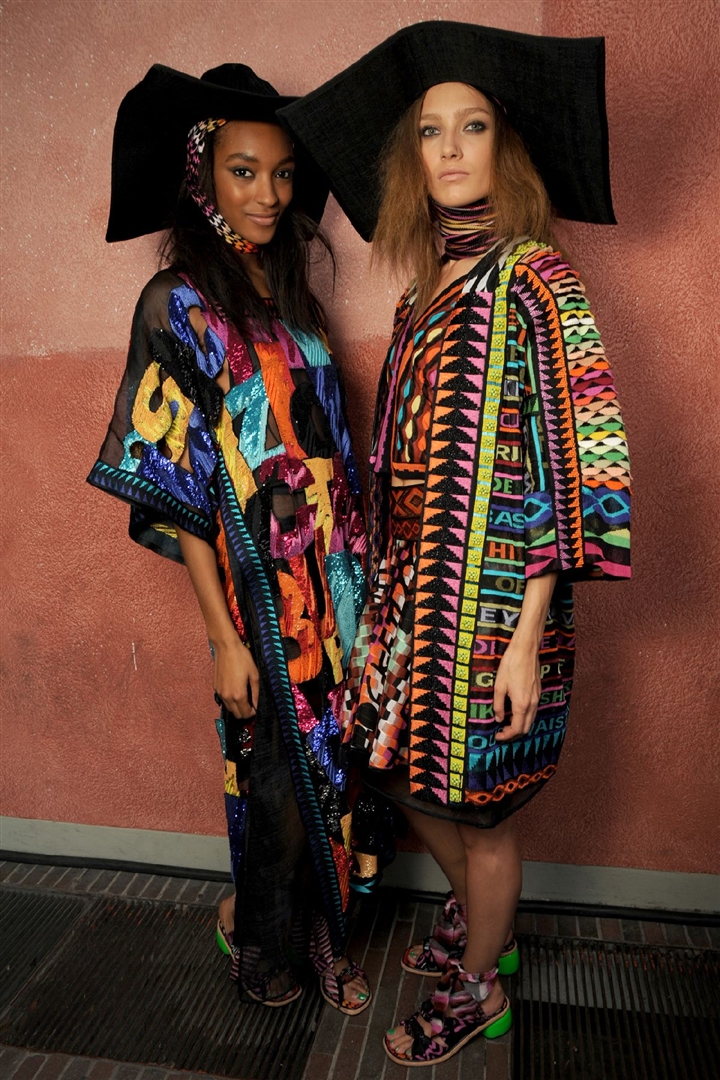 Missoni 2011 İlkbahar/Yaz Çekim Arkası