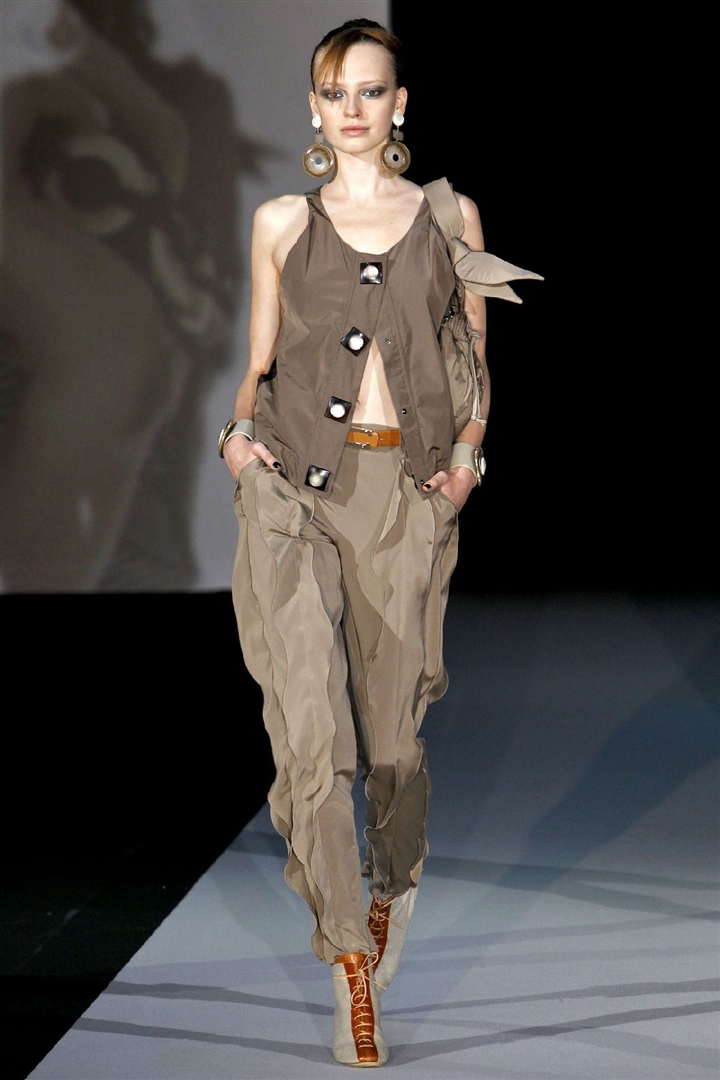 Emporio Armani 2011 İlkbahar/Yaz