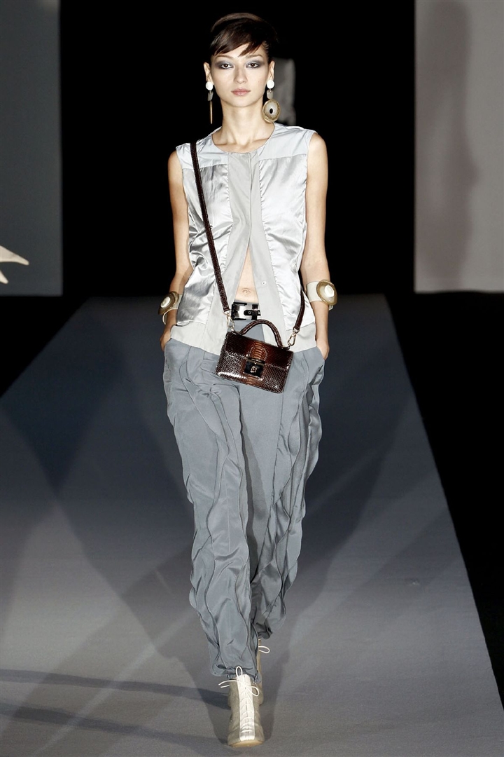 Emporio Armani 2011 İlkbahar/Yaz