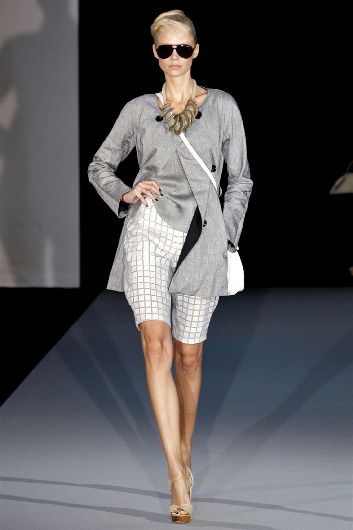 Emporio Armani 2011 İlkbahar/Yaz