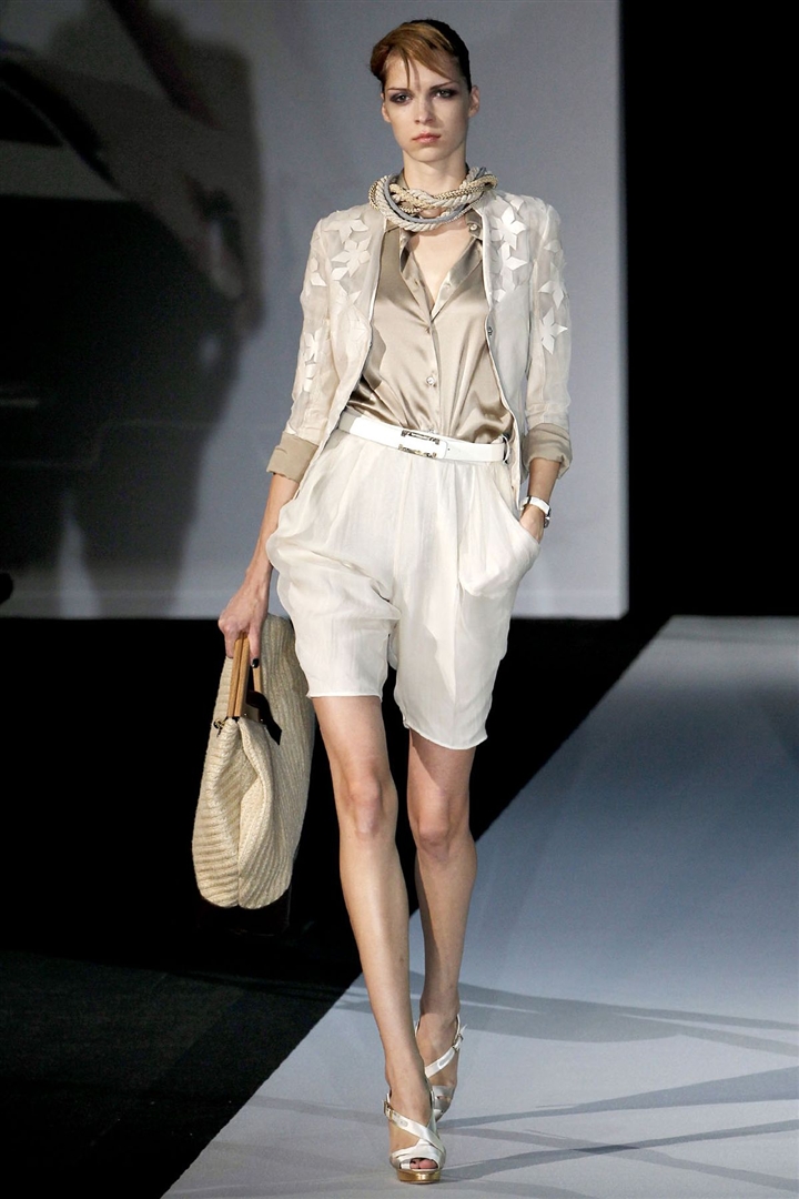 Emporio Armani 2011 İlkbahar/Yaz