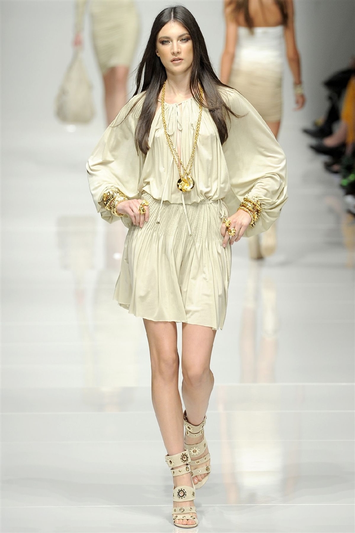 Blumarine 2011 İlkbahar/Yaz